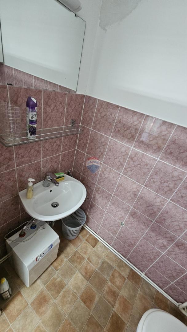 Poslovni prostori Vrbovsko, 38m2