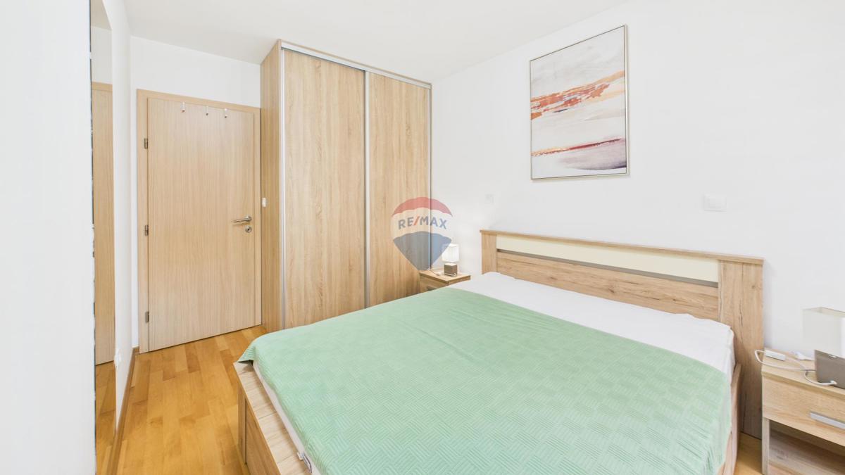 PULA, VIDIKOVAC – Stanovanje blizu plaže, lift