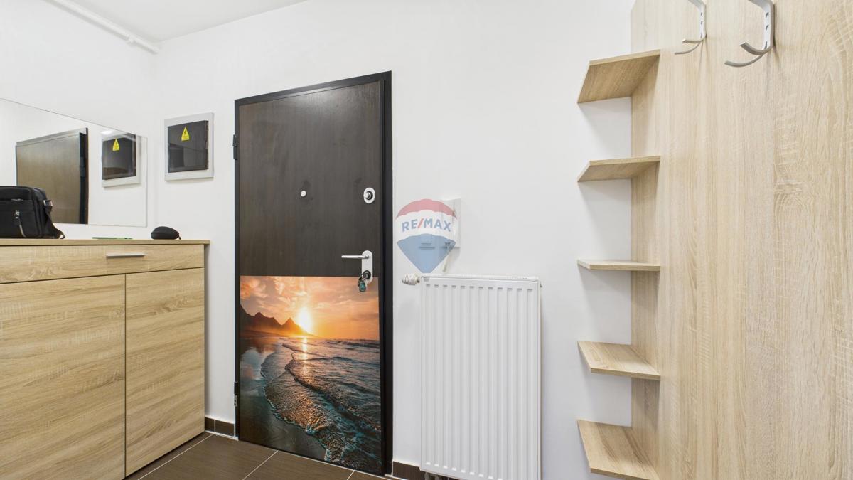 PULA, VIDIKOVAC – Stanovanje blizu plaže, lift