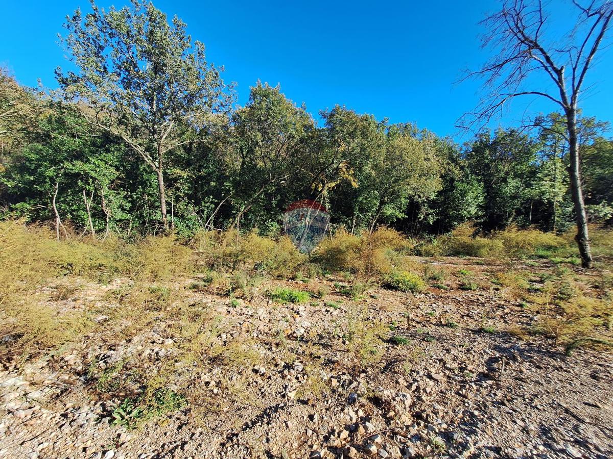 Stavbno zemljišče Kantrida, Rijeka, 1.880m2