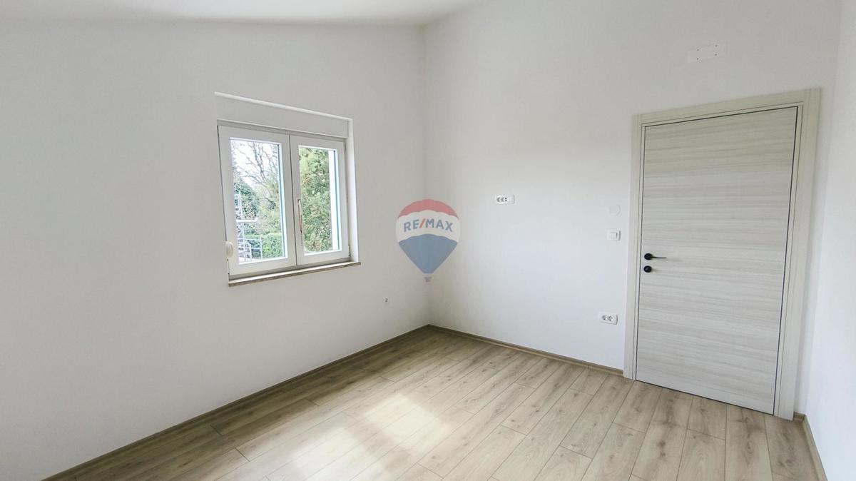 Istra, Šišan – stanovanje, tri spalnice, novogradnja – priložnost