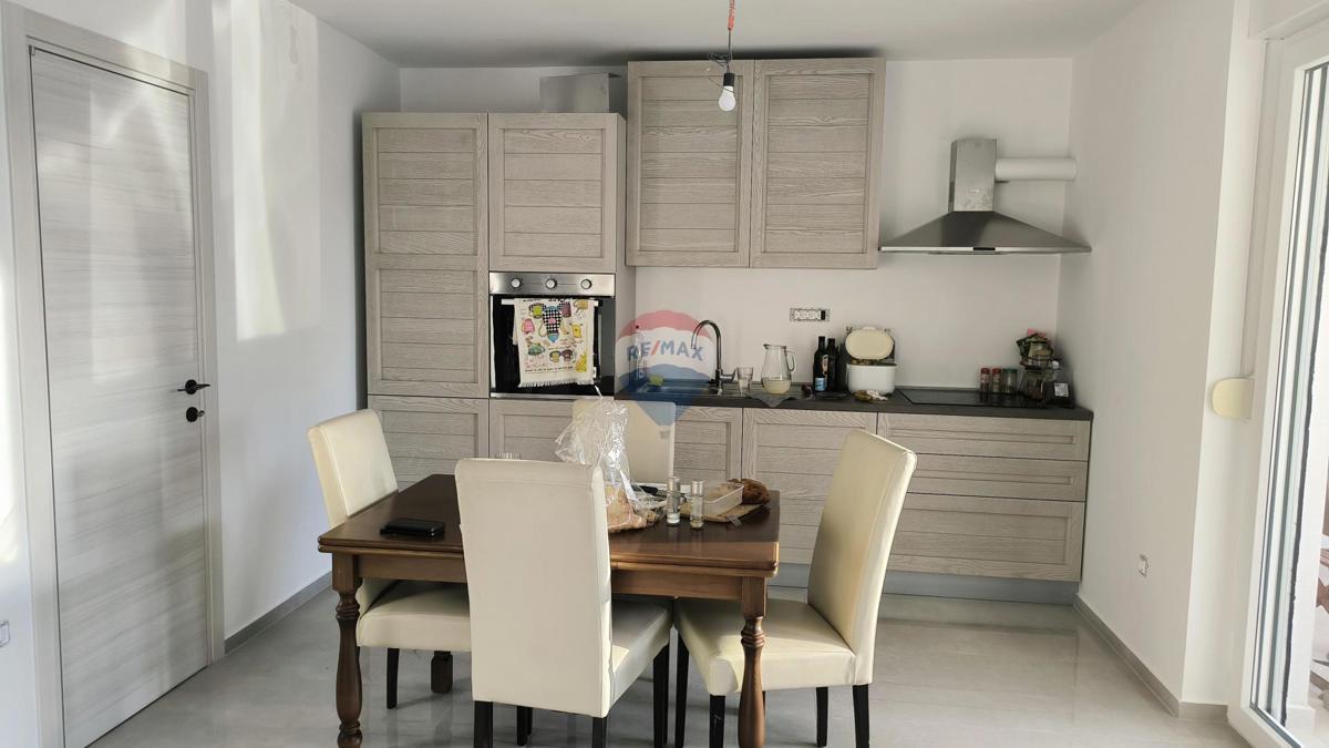 Istra, Šišan – stanovanje, tri spalnice, novogradnja – priložnost