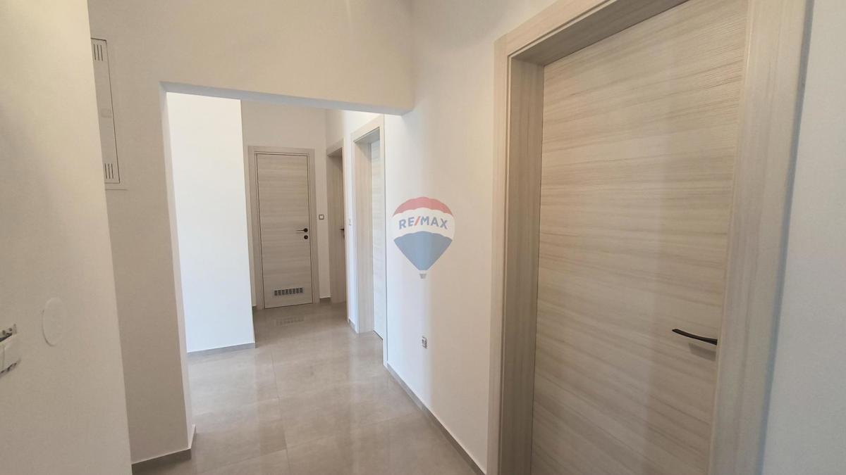 Istra, Šišan – stanovanje, tri spalnice, novogradnja – priložnost