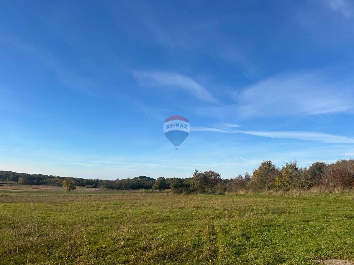Stavbno zemljišče Mušalež, Poreč, 2.010m2