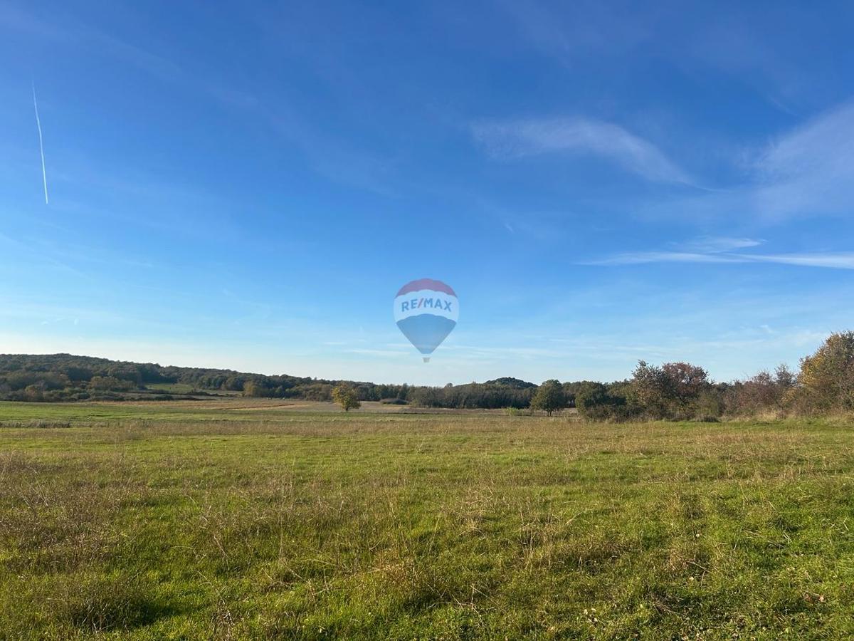 Stavbno zemljišče Mušalež, Poreč, 2.010m2