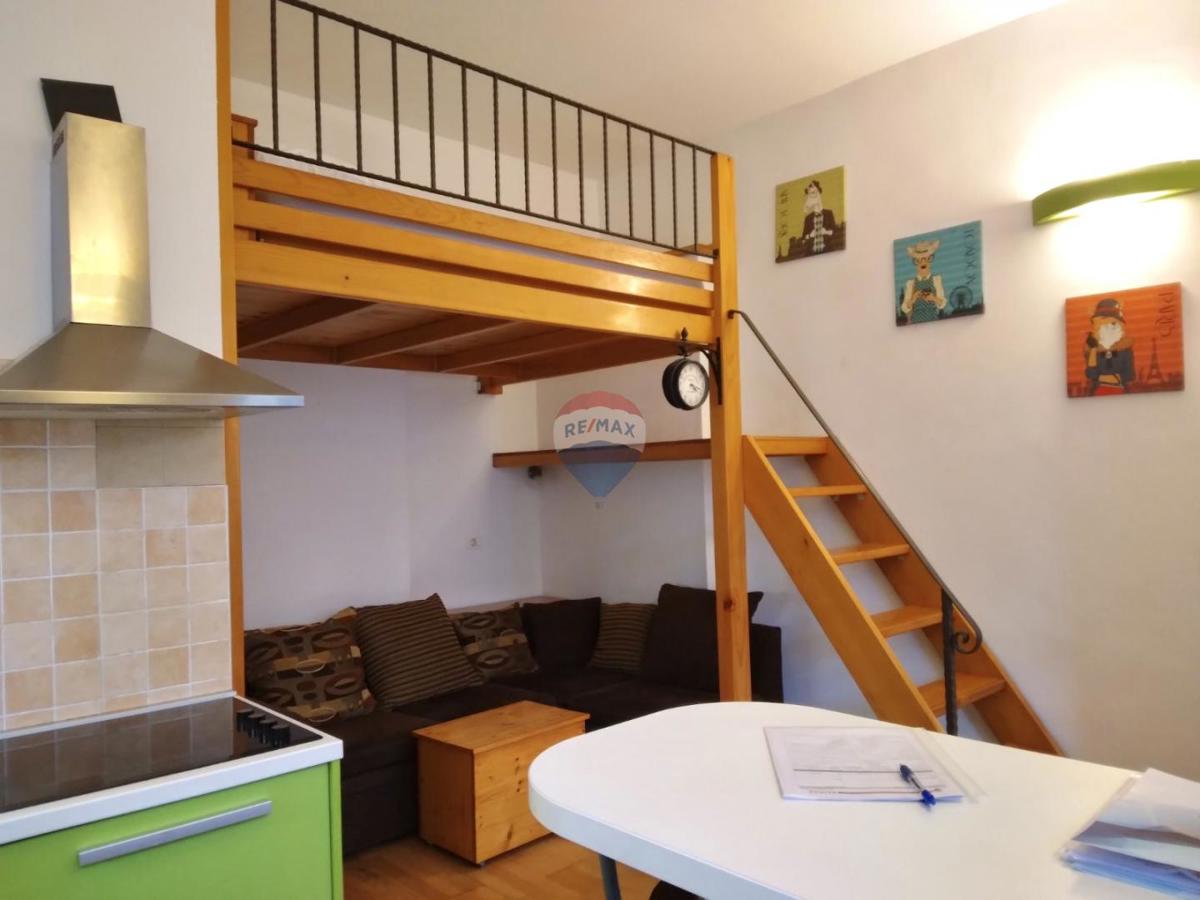 Stanovanje/Apartma Centar, Rijeka, 19m2