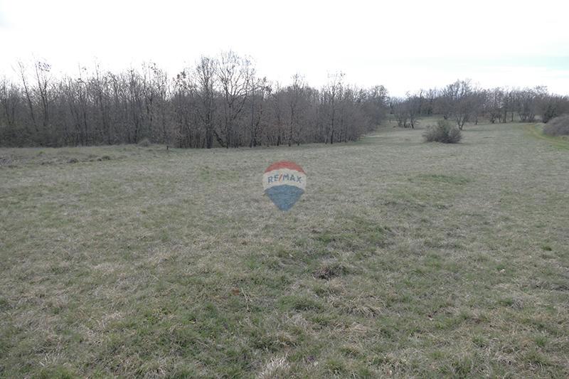 Stavbno zemljišče Štokovci, Svetvinčenat, 4.060m2