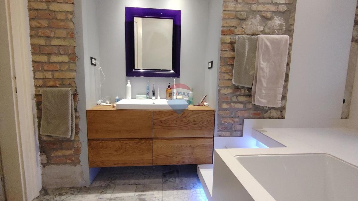 Stanovanje/Apartma Bulevard, Rijeka, 76,50m2