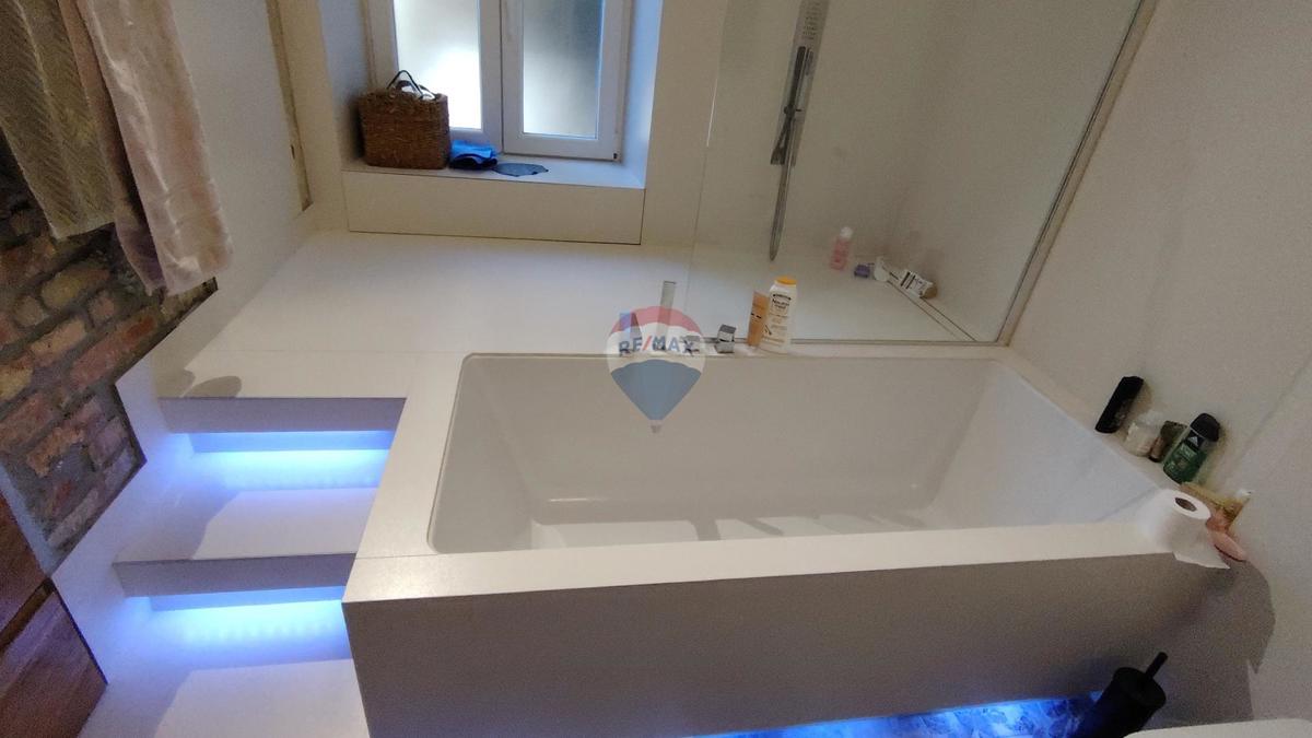 Stanovanje/Apartma Bulevard, Rijeka, 76,50m2
