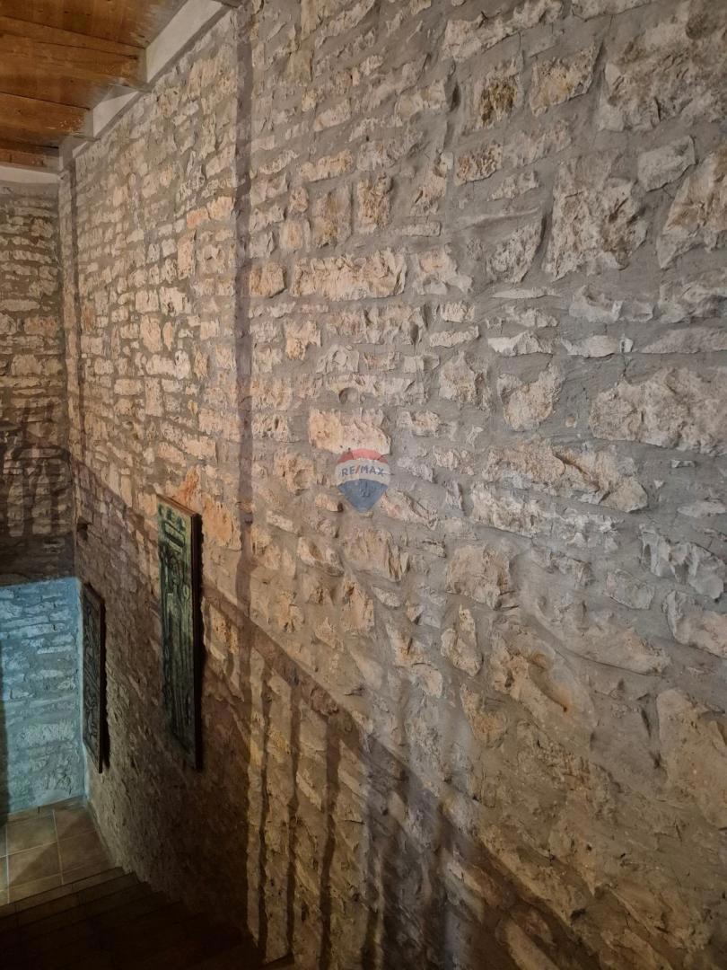 Hiša Filipana, Marčana, 200m2