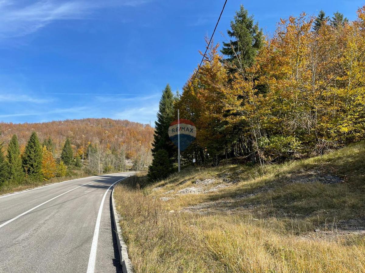 Stavbno zemljišče Mrkopalj, 2.200m2