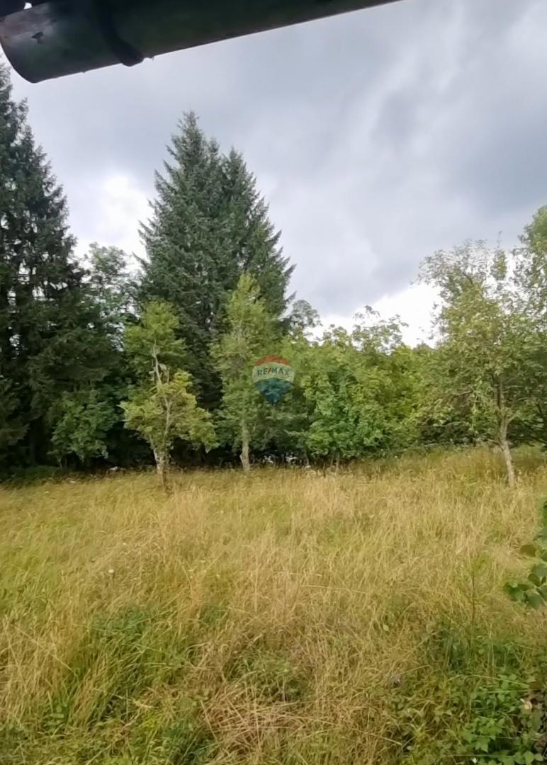 Stavbno zemljišče Vrbovsko, 1.500m2