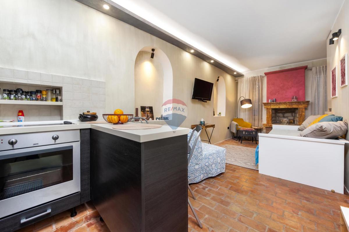 Remax center nepremičnin iz svoje ponudbe izpostavlja: