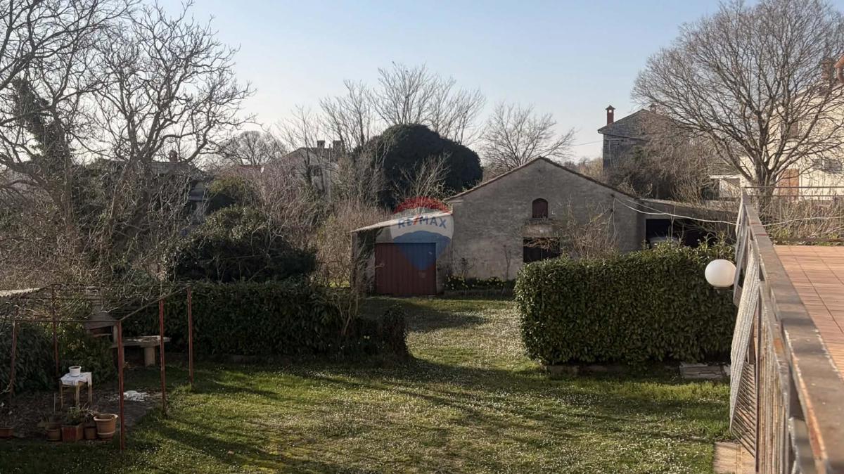 Hiša Svetvinčenat, 400m2