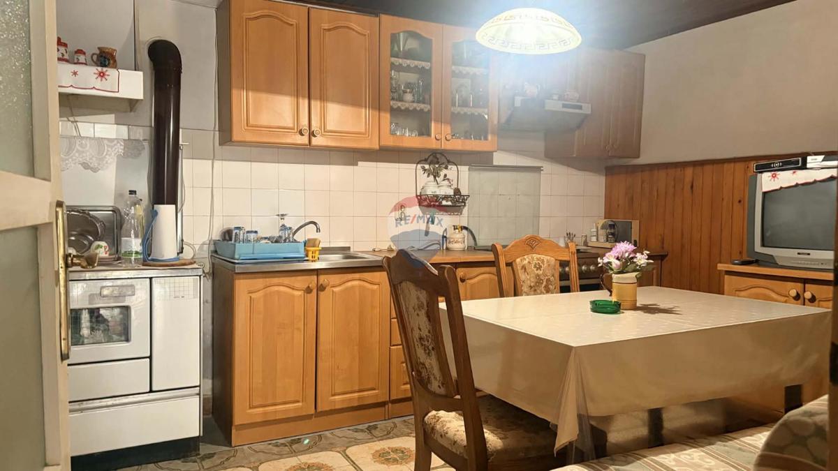 Hiša Svetvinčenat, 400m2