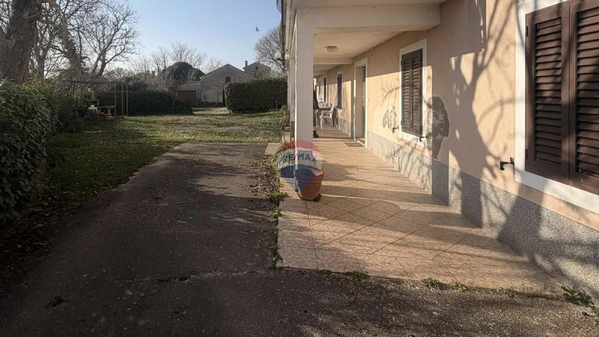 Hiša Svetvinčenat, 400m2