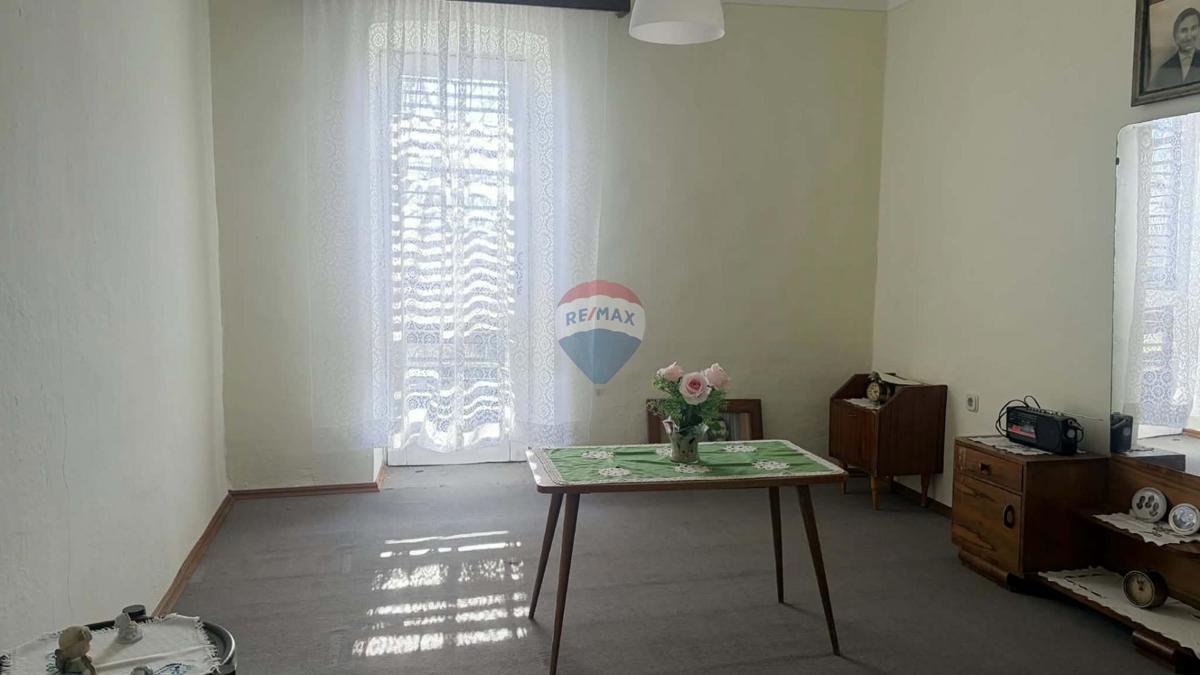 Hiša Svetvinčenat, 400m2