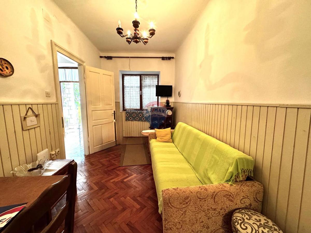 Hiša Novi Vinodolski, 220m2