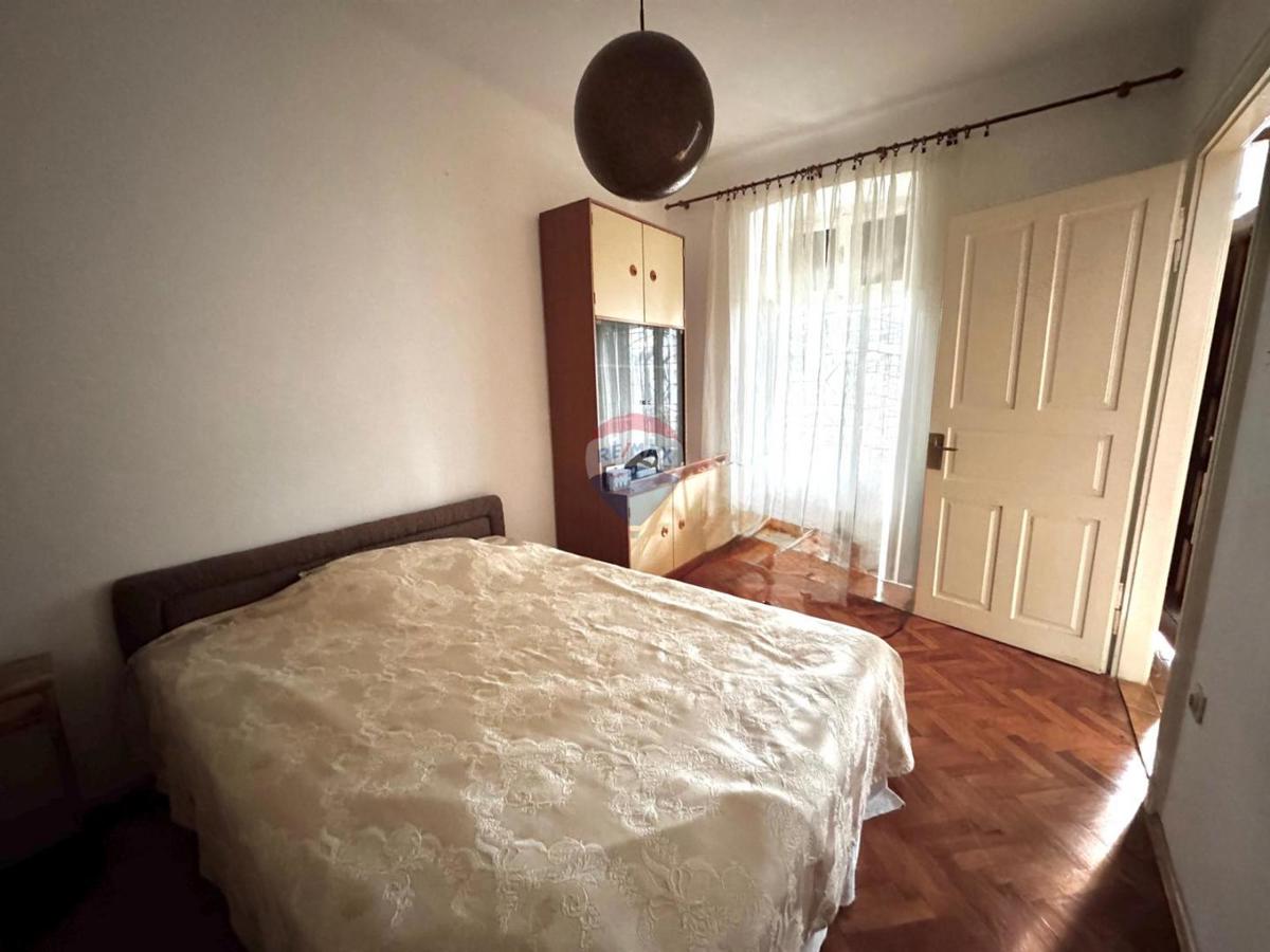 Hiša Novi Vinodolski, 220m2