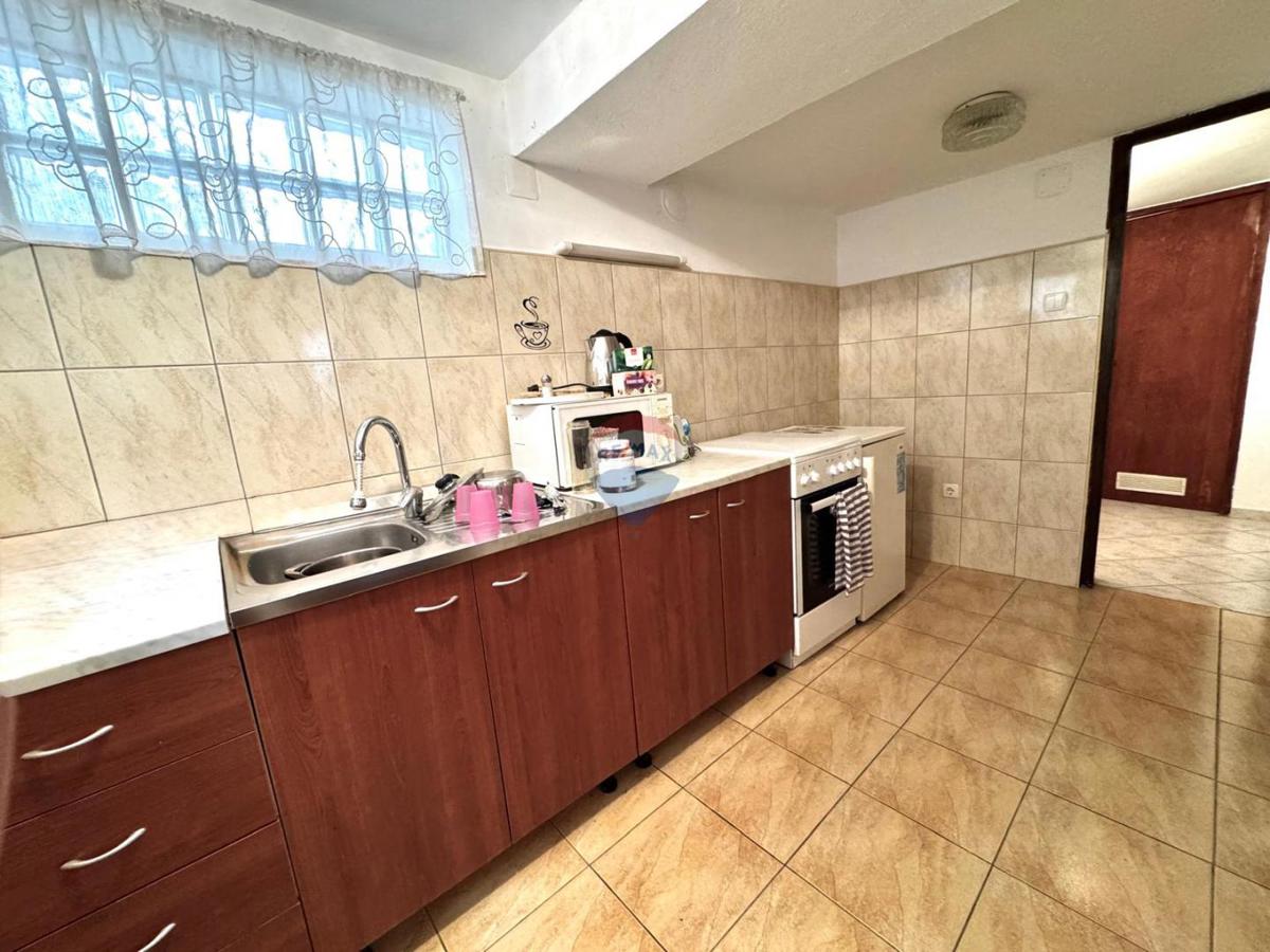 Hiša Novi Vinodolski, 220m2