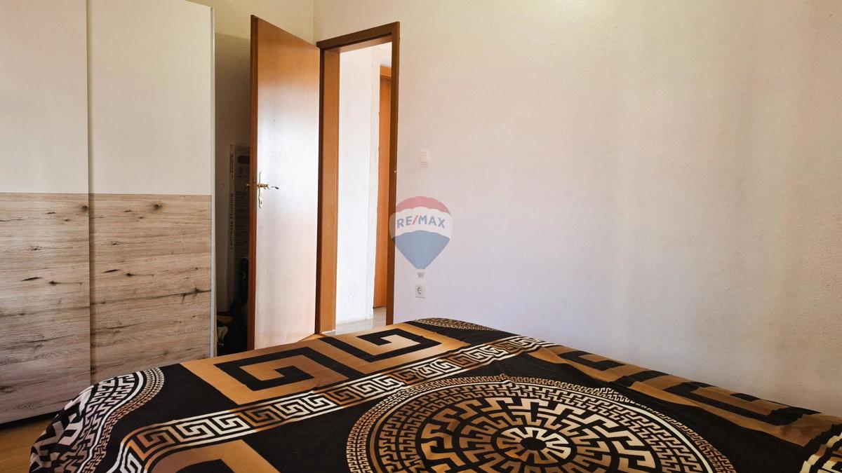 Novigrad, Dvosobno stanovanje s teraso in pogledom na morje, 34,48 m²
