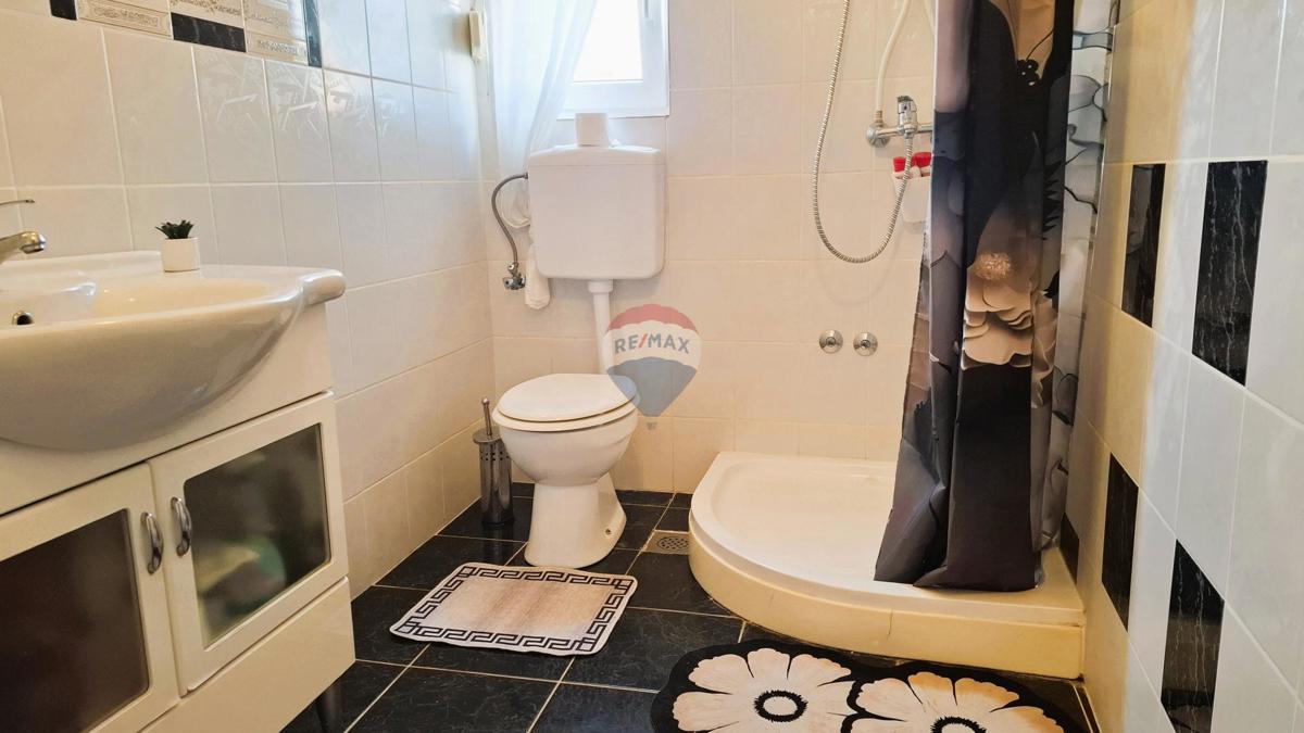 Novigrad, Dvosobno stanovanje s teraso in pogledom na morje, 34,48 m²