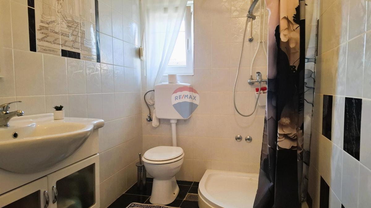 Novigrad, Dvosobno stanovanje s teraso in pogledom na morje, 34,48 m²