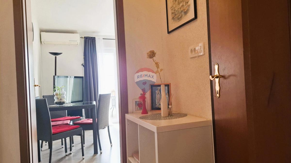 Novigrad, Dvosobno stanovanje s teraso in pogledom na morje, 34,48 m²