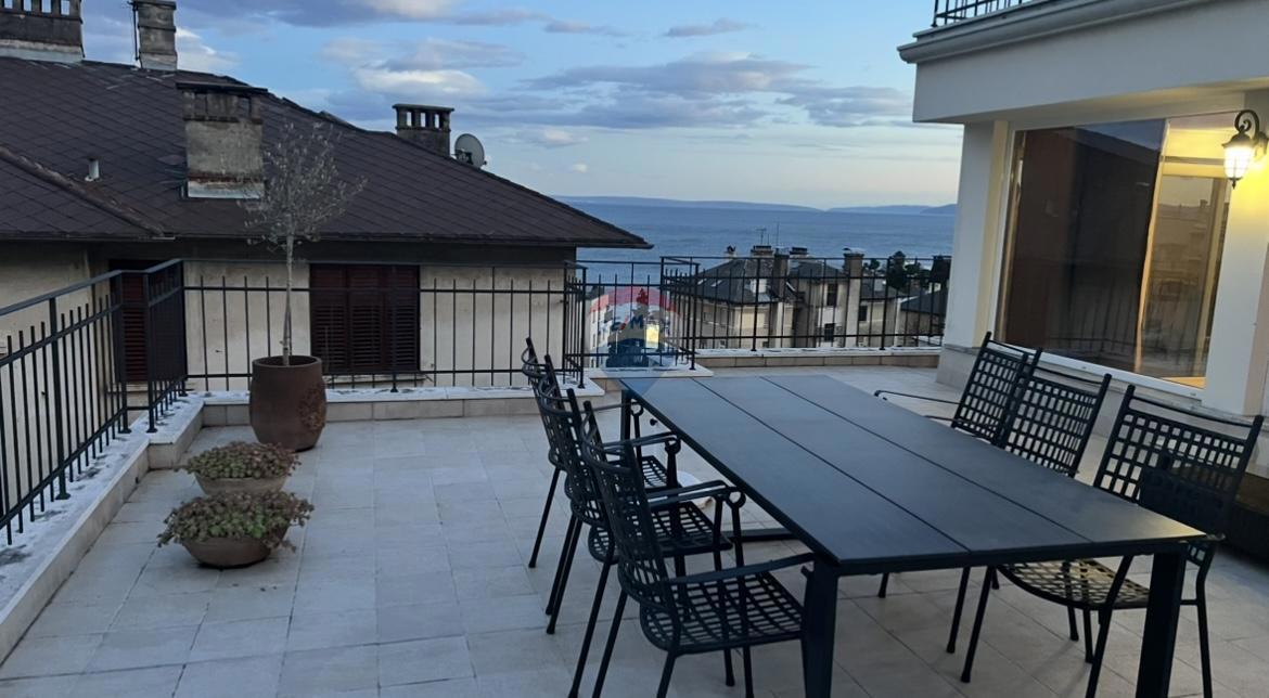 Stanovanje/Apartma Opatija - Centar, Opatija, 205,88m2