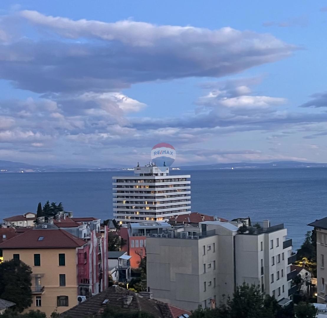 Stanovanje/Apartma Opatija - Centar, Opatija, 205,88m2