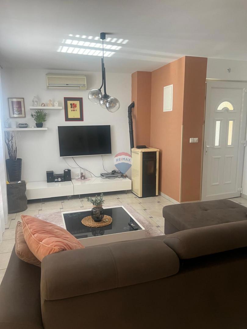 Stanovanje/Apartma Pinezići, Krk, 73m2