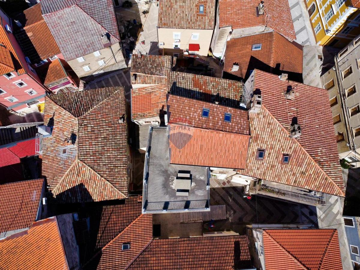 Senj, center – dvoetažno stanovanje v strogem centru mesta