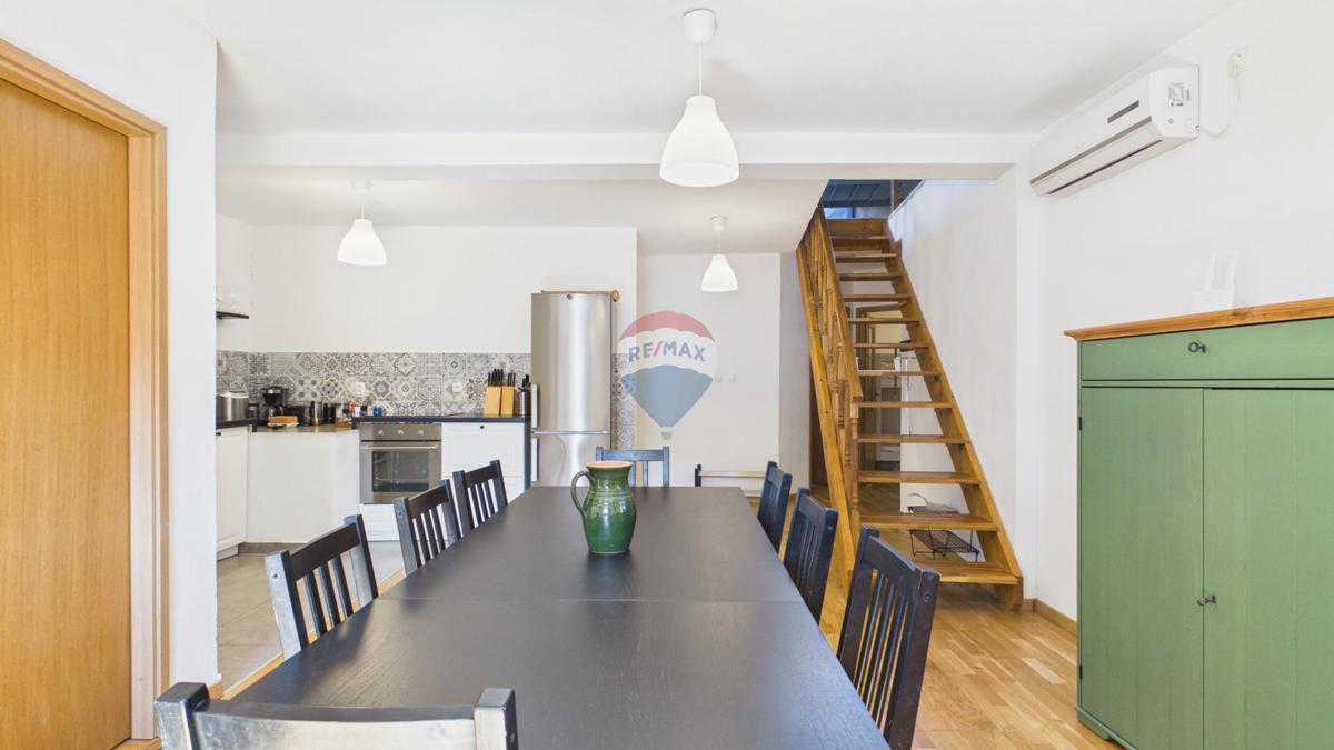 Senj, center – dvoetažno stanovanje v strogem centru mesta