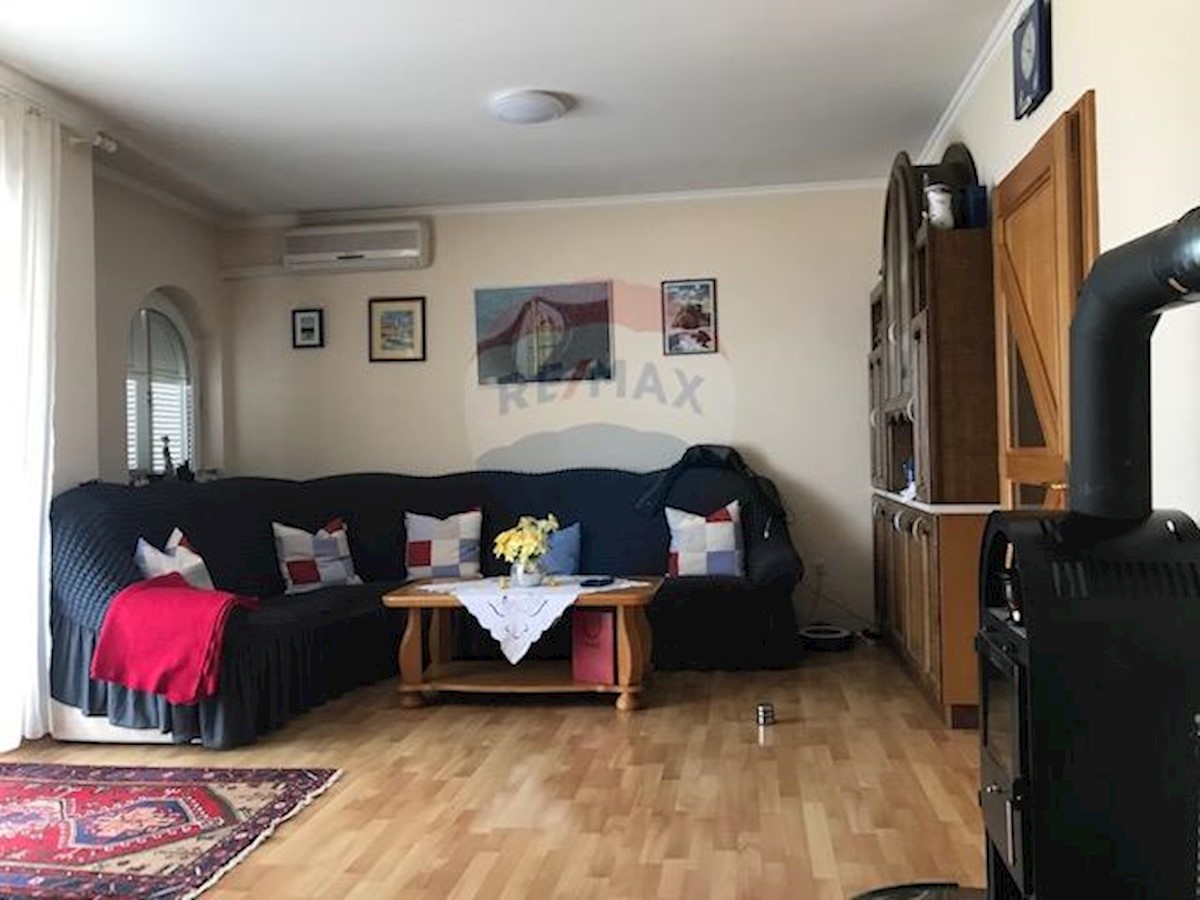 Hiša Vantačići, Malinska-Dubašnica, 429m2
