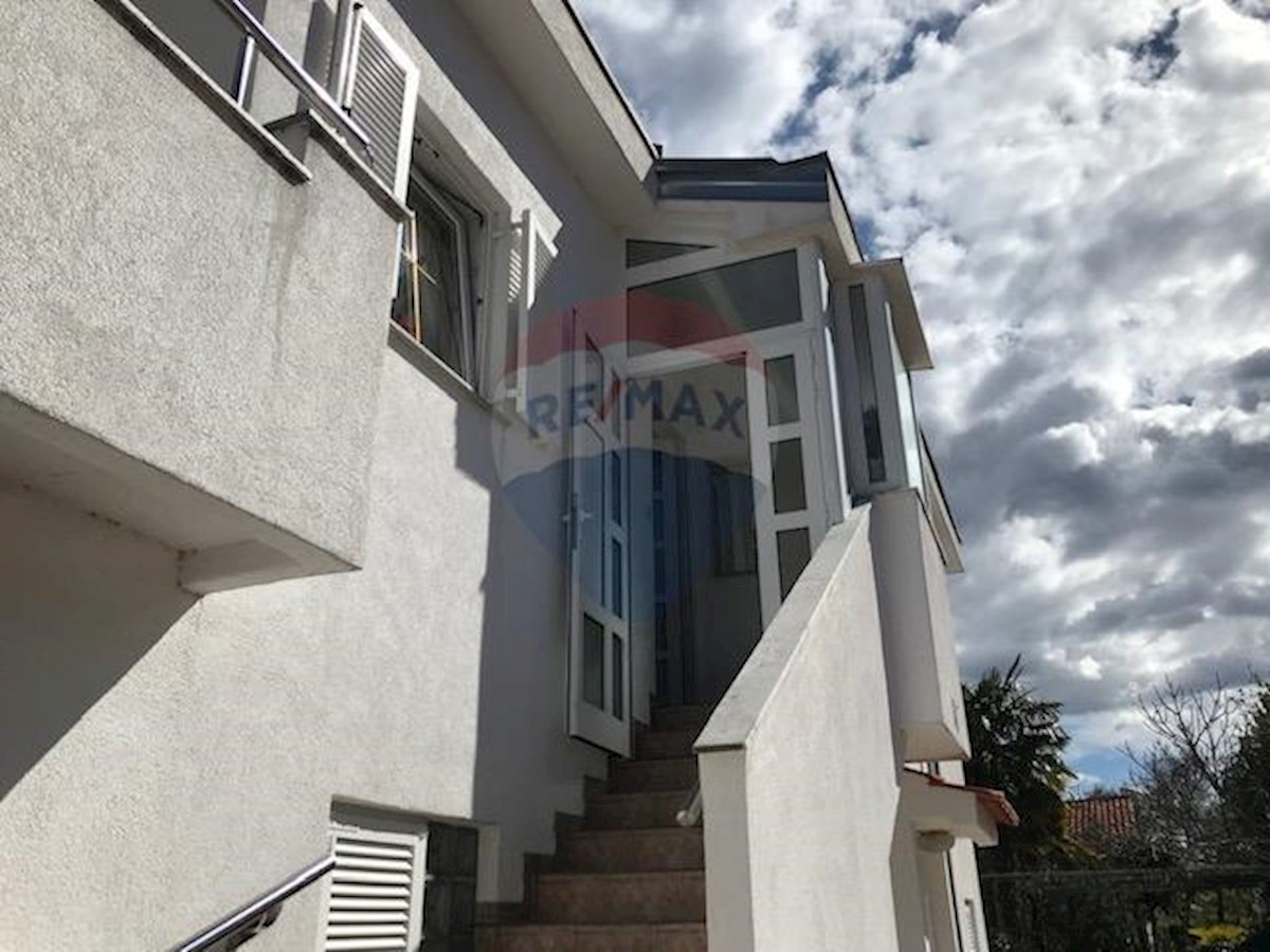 Hiša Vantačići, Malinska-Dubašnica, 429m2