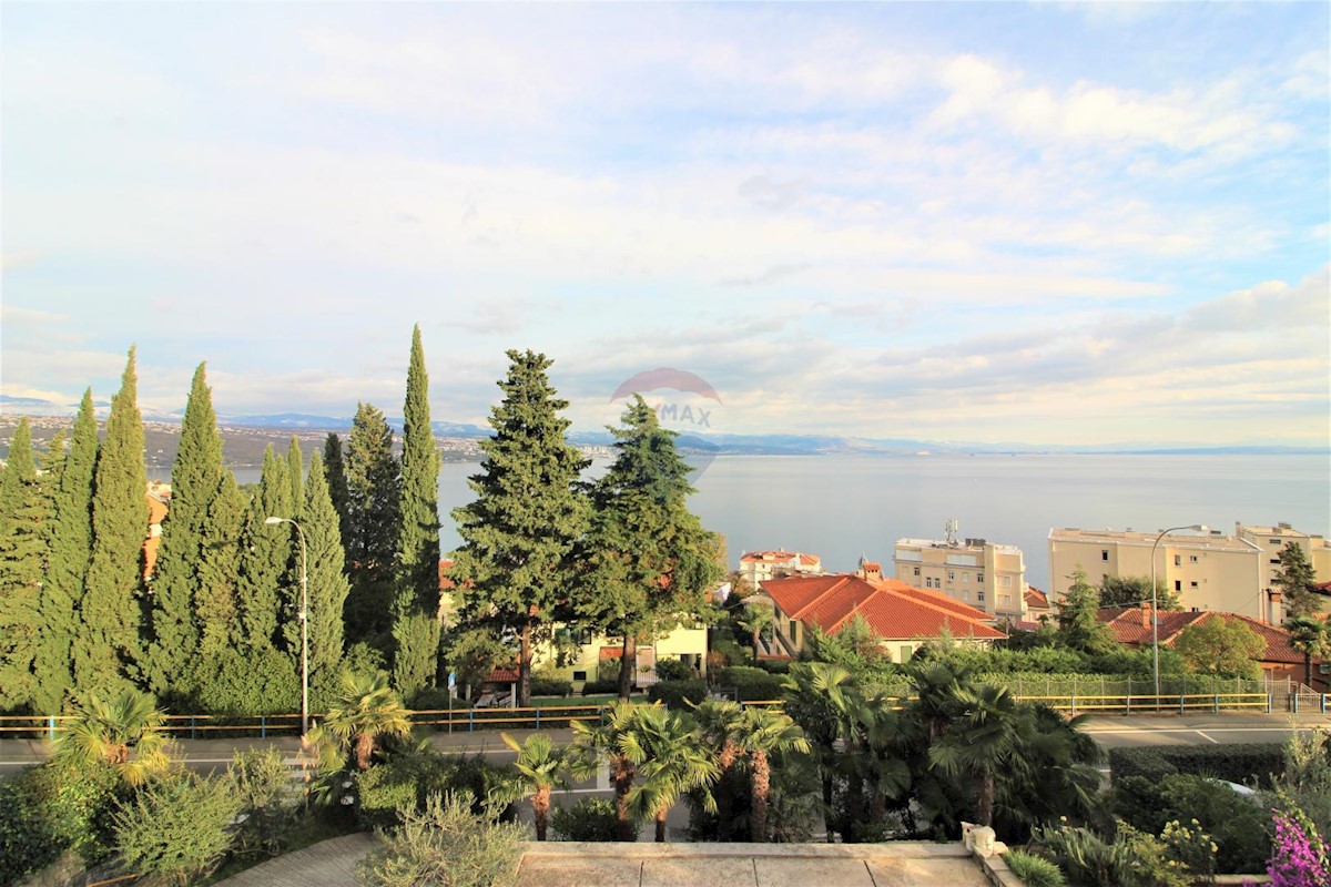 Opatija - Centar, Opatija, 100m2