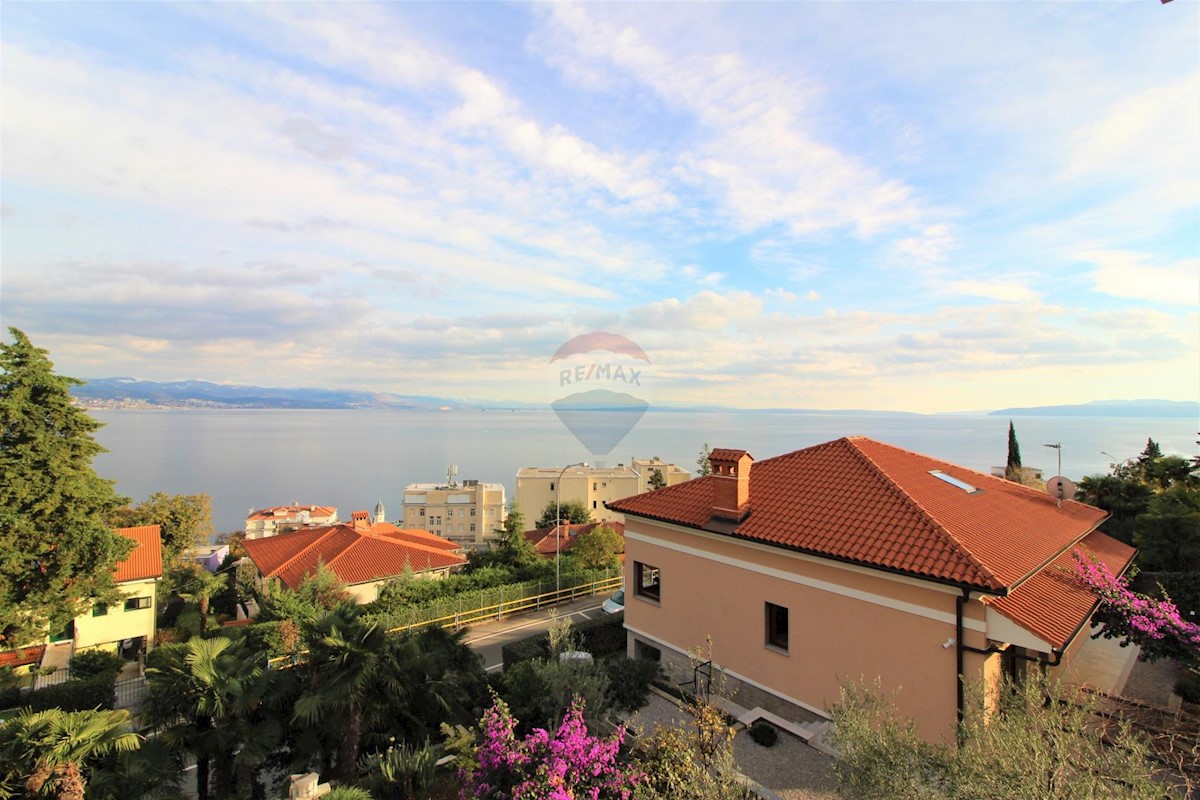 Opatija - Centar, Opatija, 100m2