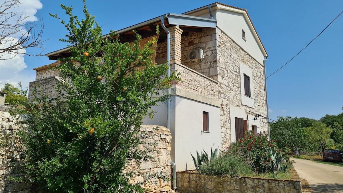 Hiša Mugeba, Poreč, 180m2