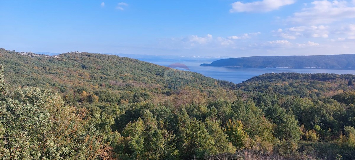 Brseč, Mošćenička Draga, 2.585m2