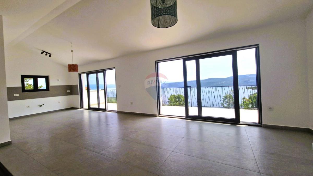 Hiša Zagorje, Kršan, 500m2