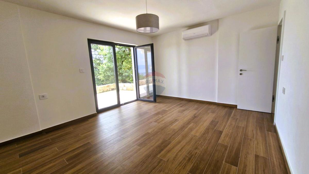 Hiša Zagorje, Kršan, 500m2