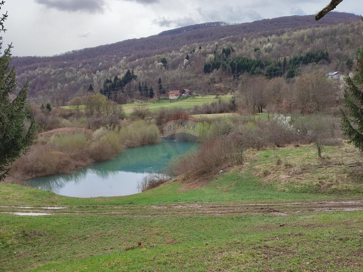 Ponikve, Ogulin, 852m2