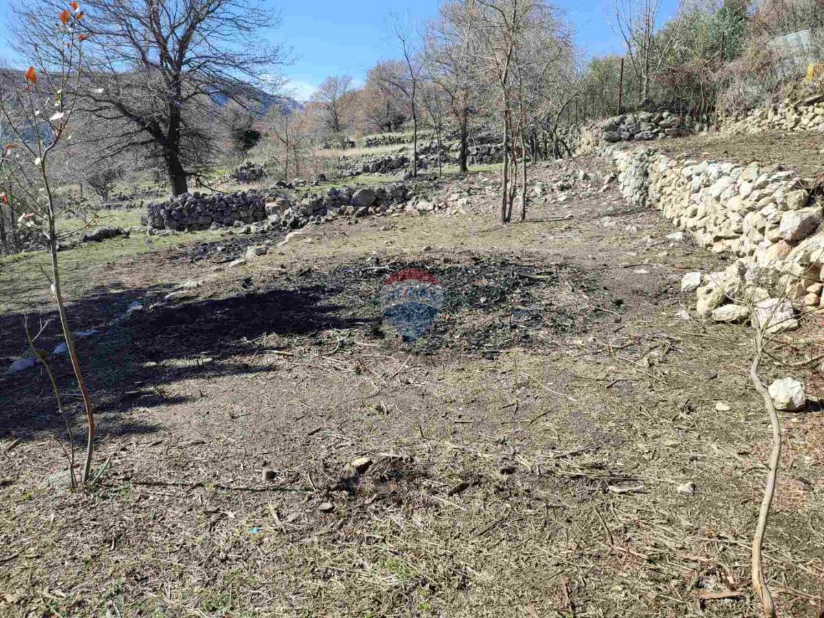 Stavbno zemljišče Baška, 660m2