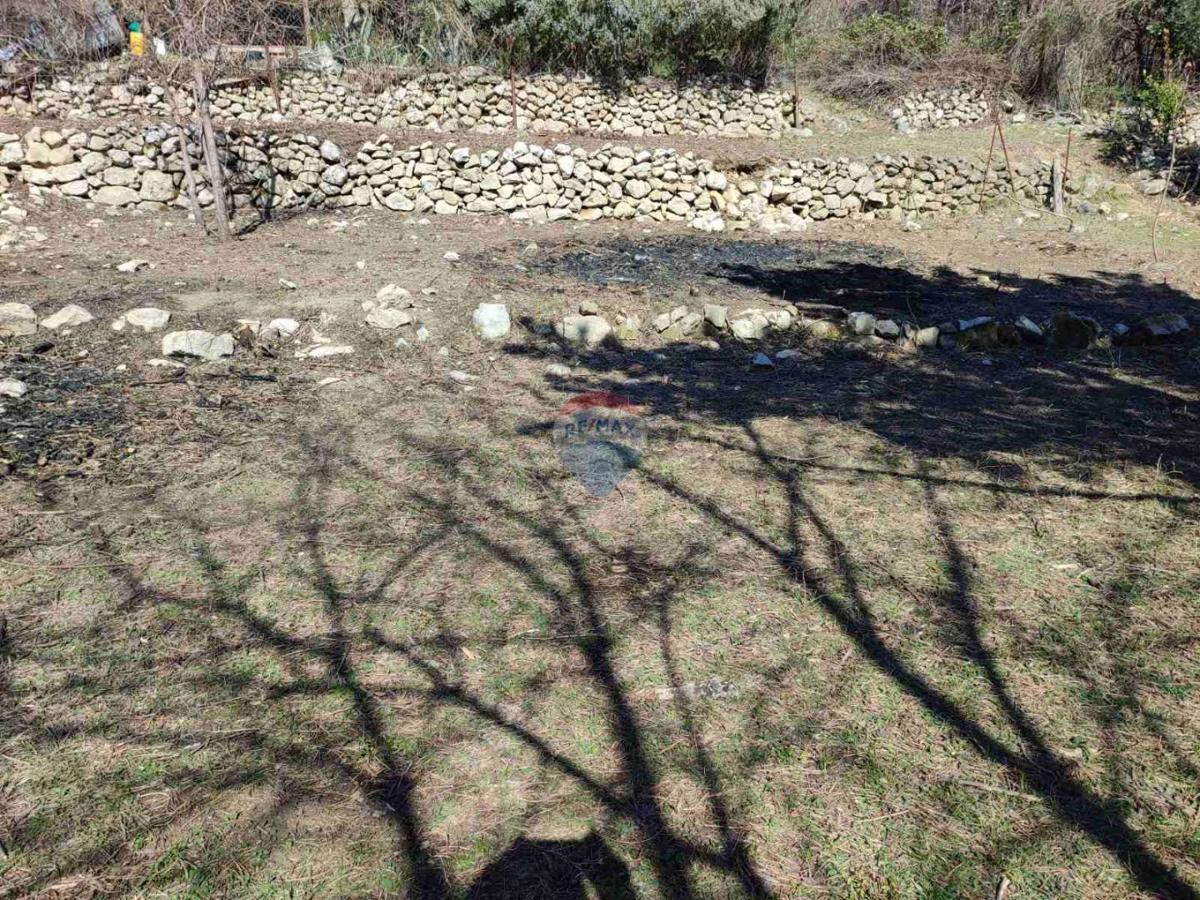 Stavbno zemljišče Baška, 660m2