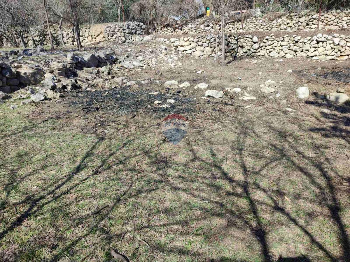 Stavbno zemljišče Baška, 660m2