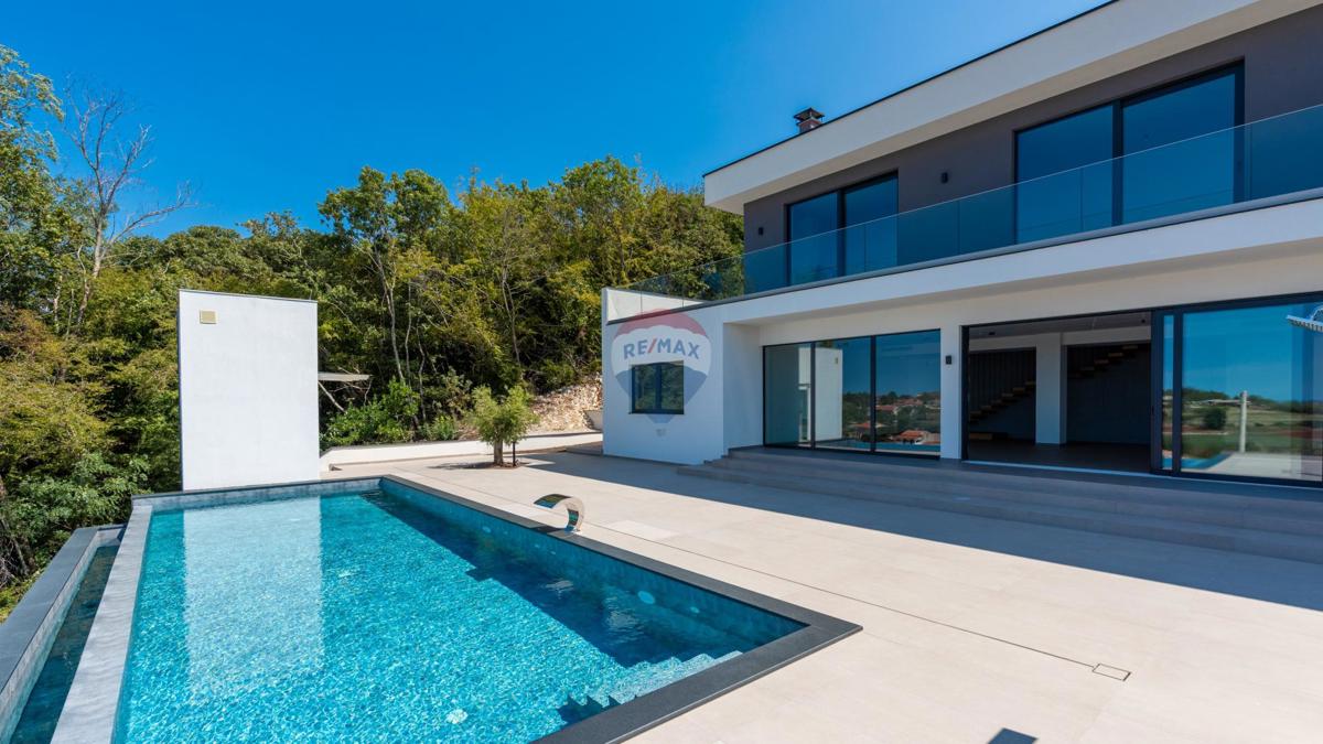 Hiša Vižinada, 419m2