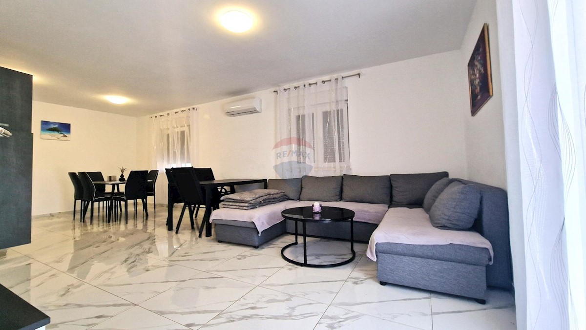 Stanovanje/Apartma Umag, 65m2