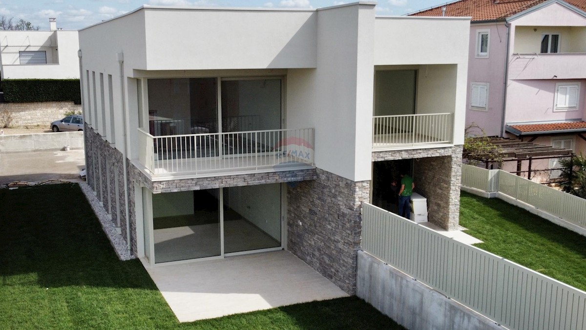 Stanovanje/Apartma Novigrad, 101,35m2