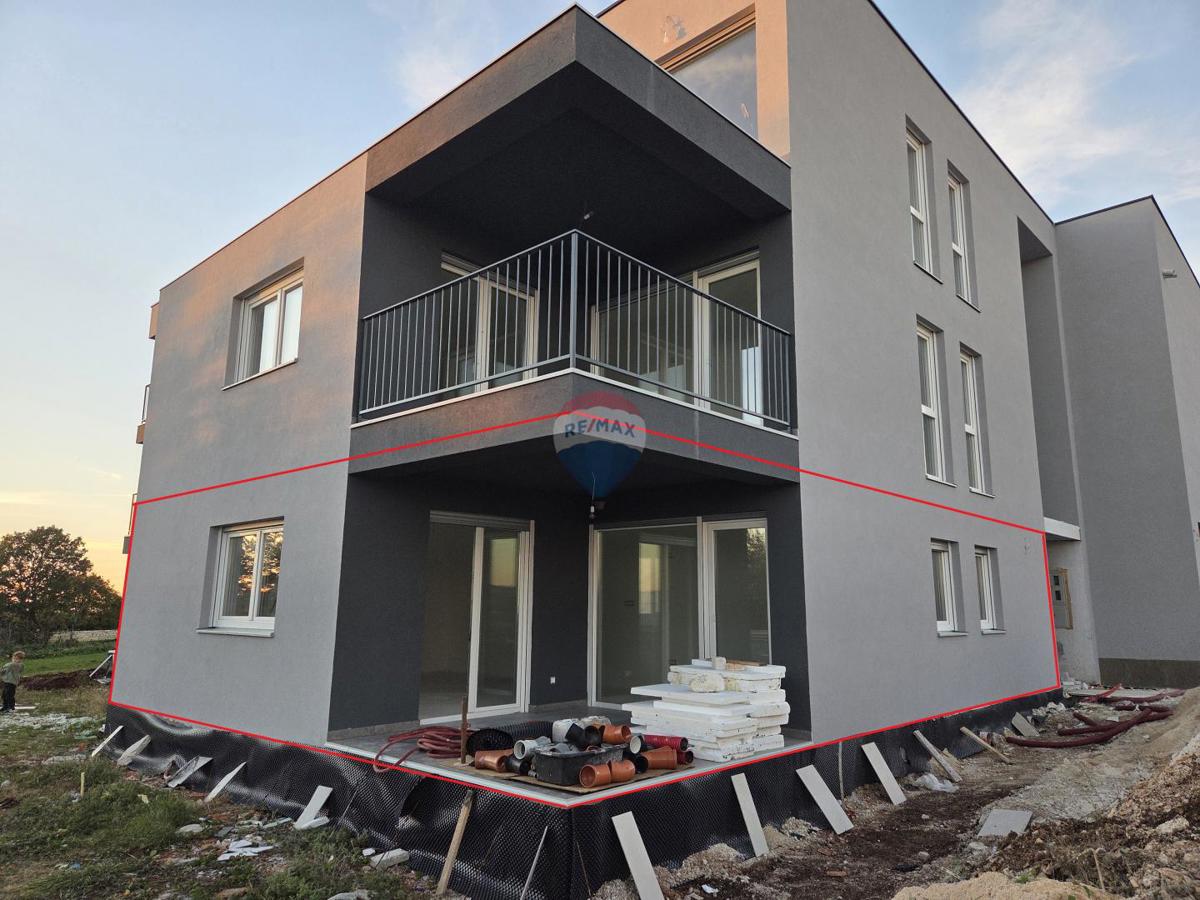 Stanovanje/Apartma Kanfanar, 101m2