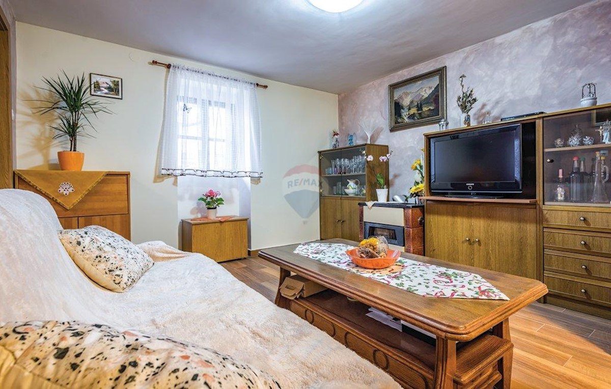 Hiša Kanfanar, 100m2